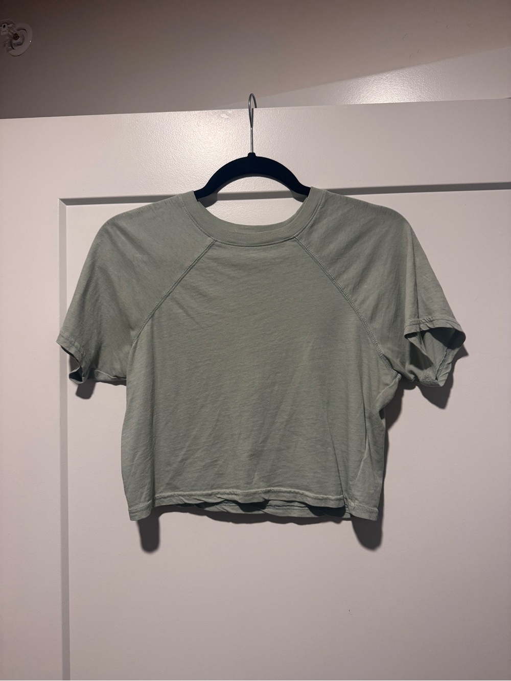 Women's Z Supply Sage Green Crop Short Sleeve Top
